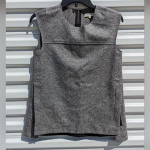 Madewell sleeveless gray top with side zippers